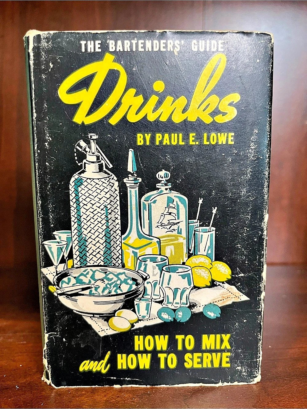 *Rare* The Bartenders' Guide: Drinks, How to Mix and How to Serve.  Vintage 1946